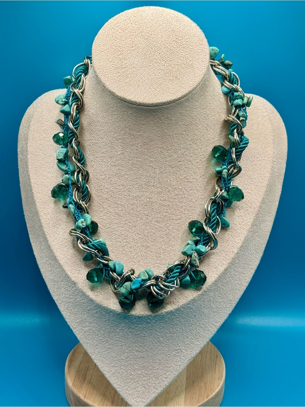 Vintage Artisan Chainmaille Turquoise Chips Silvertone Necklace